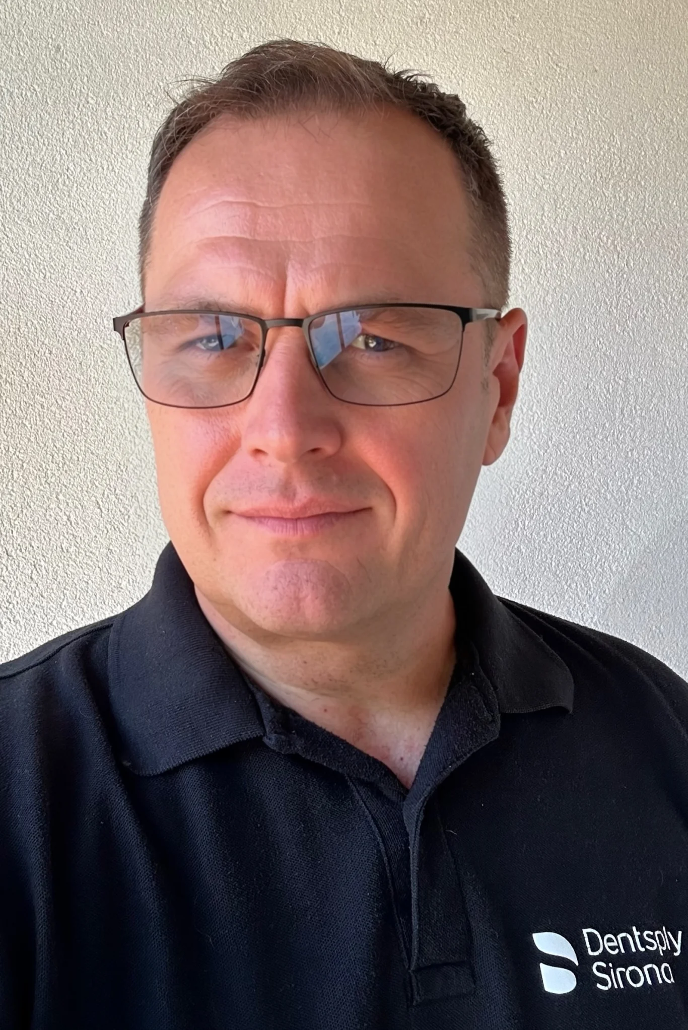 Moln&aacute;r Csaba, service manager